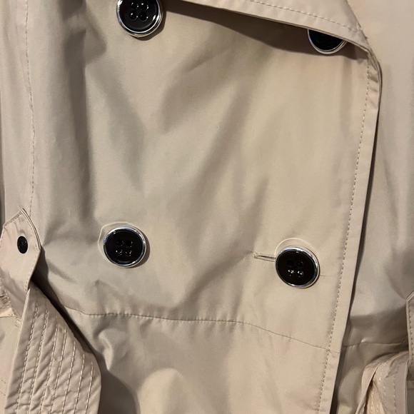 Women’s INTL Coat/Jacket - Picture 2 of 7